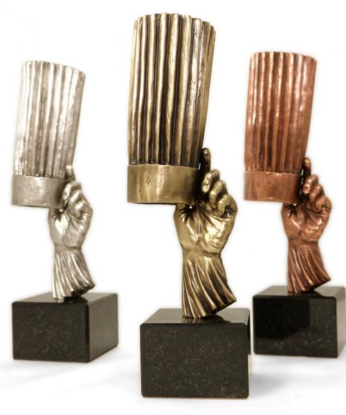 Statuetki odlewane z mosiądzu, wykonane na potrzeby polskiej edycji najbardziej prestiżowego konkursu kulinarnego świata Bocuse d’Or. 